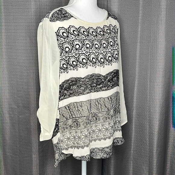 FRANCESCA’s COLLECTIONS BLOUSE LARGE - Picture 2 of 7